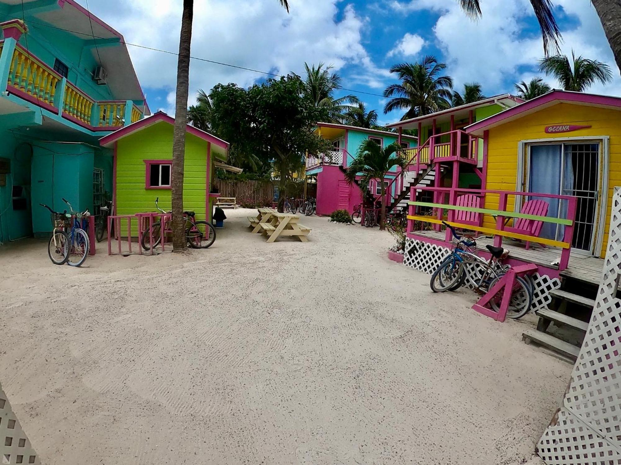Barefoot Beach Belize Caye Caulker Exterior photo